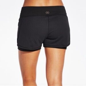 CALIA by Carrie Underwood 2 in 1 Mesh Shorts Caviar Sz XS Active Running Workout
